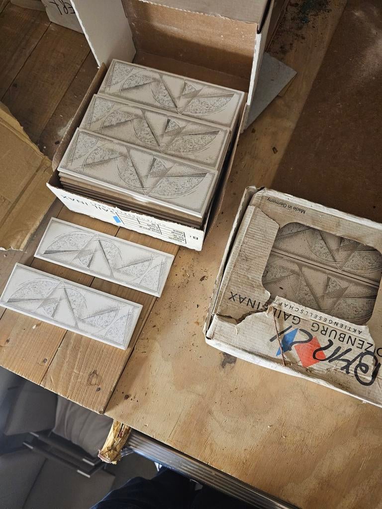 Diverse partij tegels: wit, brons, marmerlook, grijs, Doe-het-zelf en Verbouw, Tegels, Ophalen, Minder dan 20 cm, Minder dan 20 cm