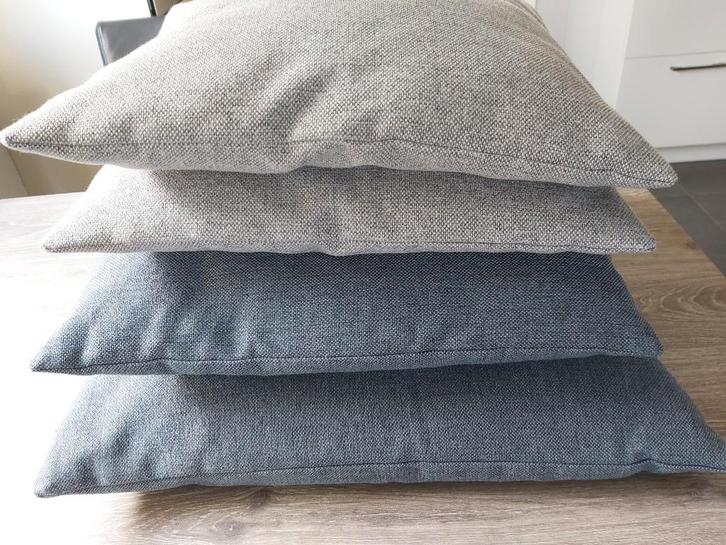 4 sierkussens kussens blauw grijs beige decoratief, Huis en Inrichting, Woonaccessoires | Kussens, Zo goed als nieuw, Overige kleuren