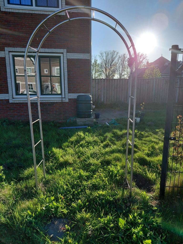 Rozenboog aangeboden., Ophalen of Verzenden, Zo goed als nieuw, Overige materialen