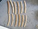 Gratis ophalen: 12 baby / kinder kleerhangers, Ophalen, Zo goed als nieuw, Hout, Kinderen
