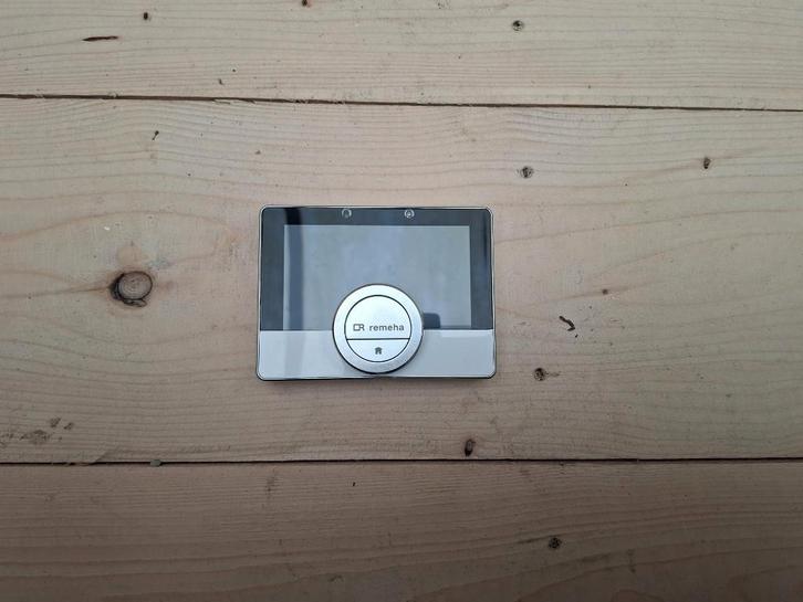Remeha eTwist Smart Thermostaat WiFi – 2 jaar oud, Doe-het-zelf en Verbouw, Thermostaten, Zo goed als nieuw, Slimme thermostaat