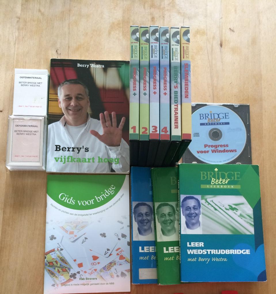 Diverse bridge dvd's, boeken en oefenkaarten, Hobby en Vrije tijd, Gezelschapsspellen | Kaartspellen, Drie of vier spelers, Ophalen of Verzenden