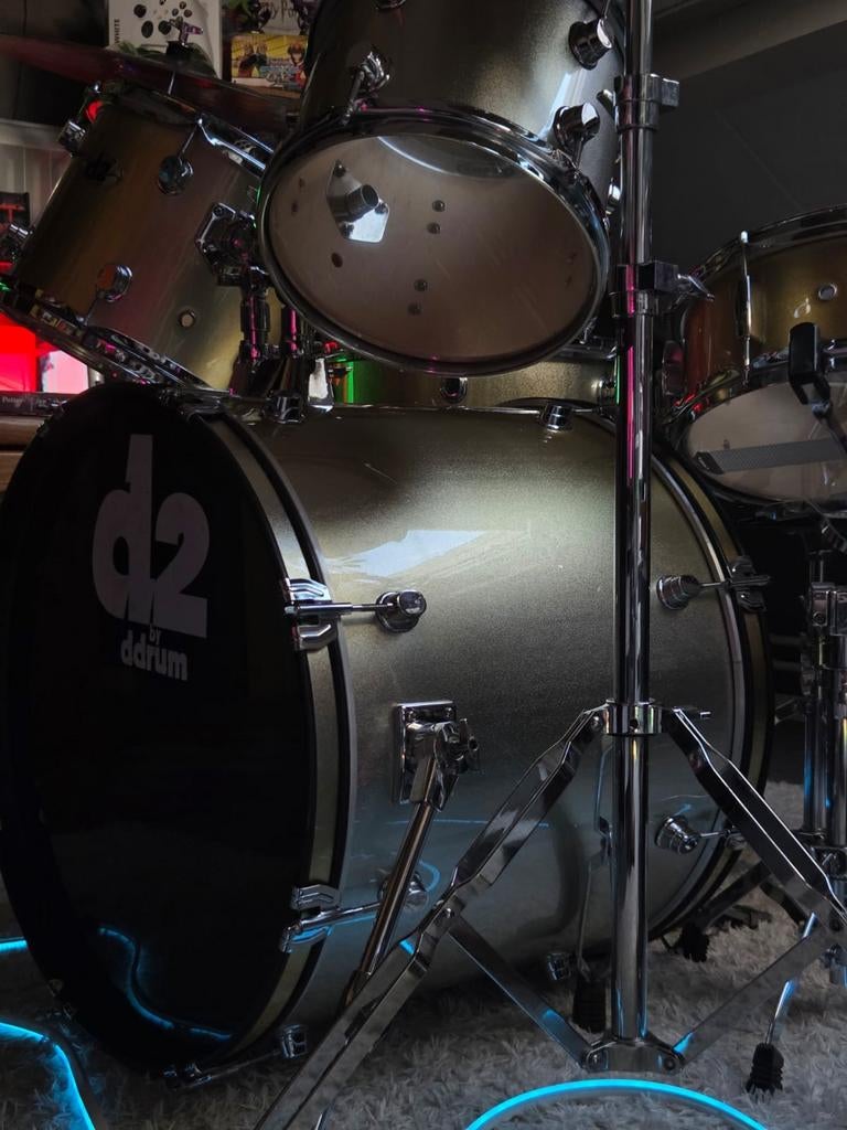 Schoon en goed onderhouden Drumstel, Muziek en Instrumenten, Ophalen