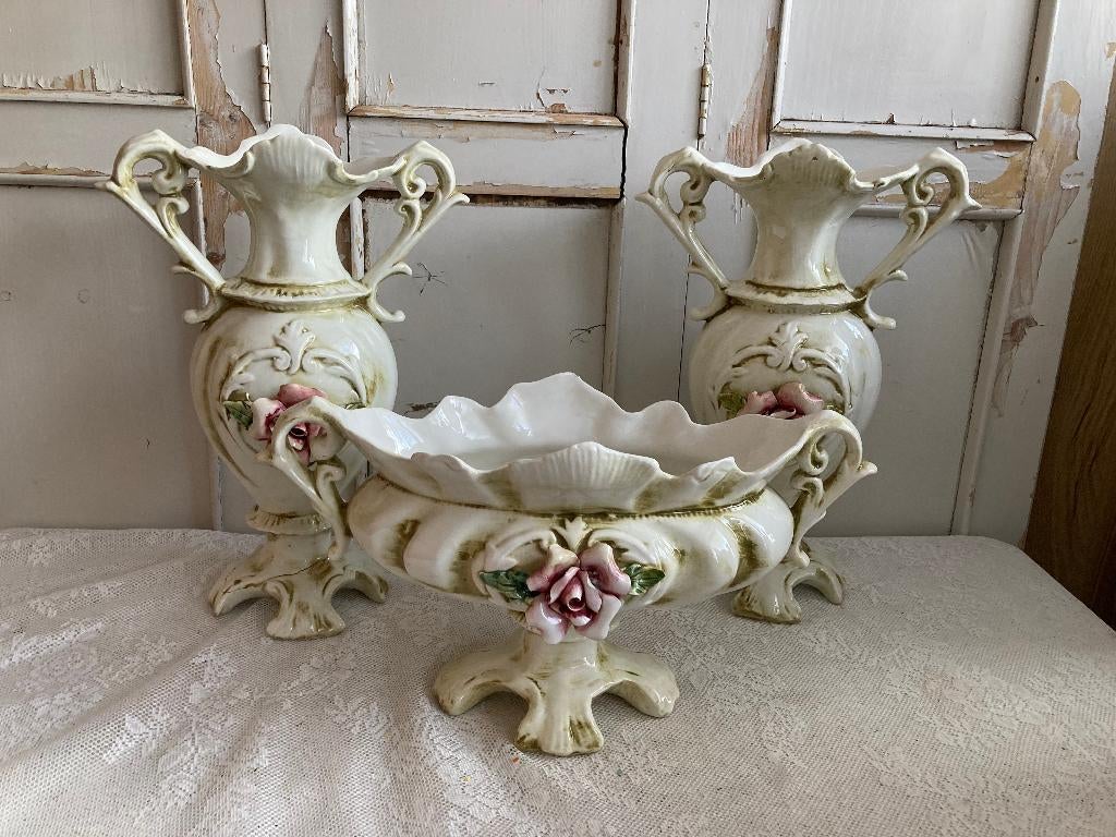 Italiaans Bassano porselein / schaal en 2 vazen, Antiek en Kunst, Ophalen