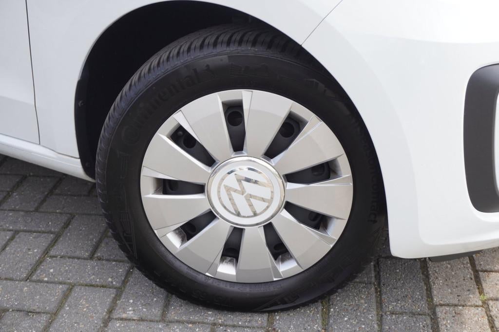 Volkswagen Up! 1.0 BMT move up! / Bluetooth / NAP, Stof, Gebruikt, 4 stoelen, Origineel Nederlands