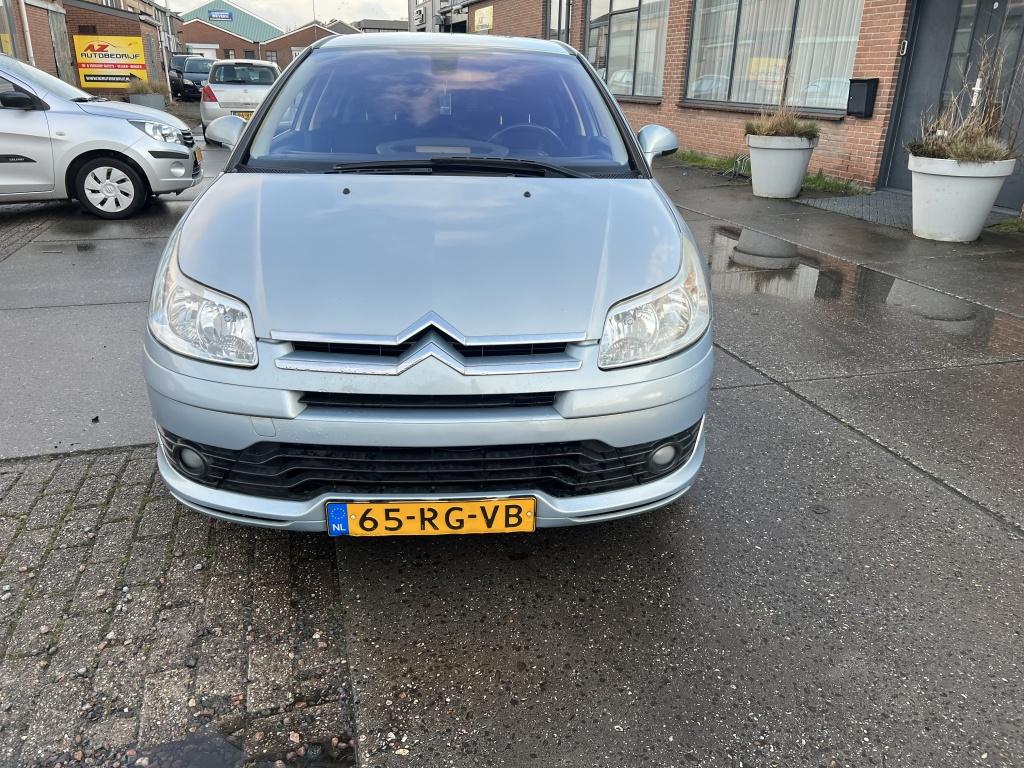 Citroën C4 2.0-16V VTR+ (bj 2005), Auto's, Citroën, 13 km/l, 136 pk, Gebruikt, Blauw