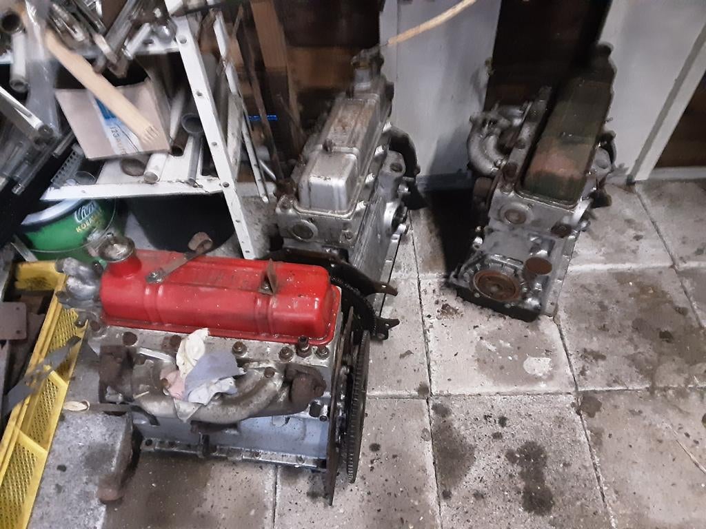 Reliant motorblokken., Ophalen