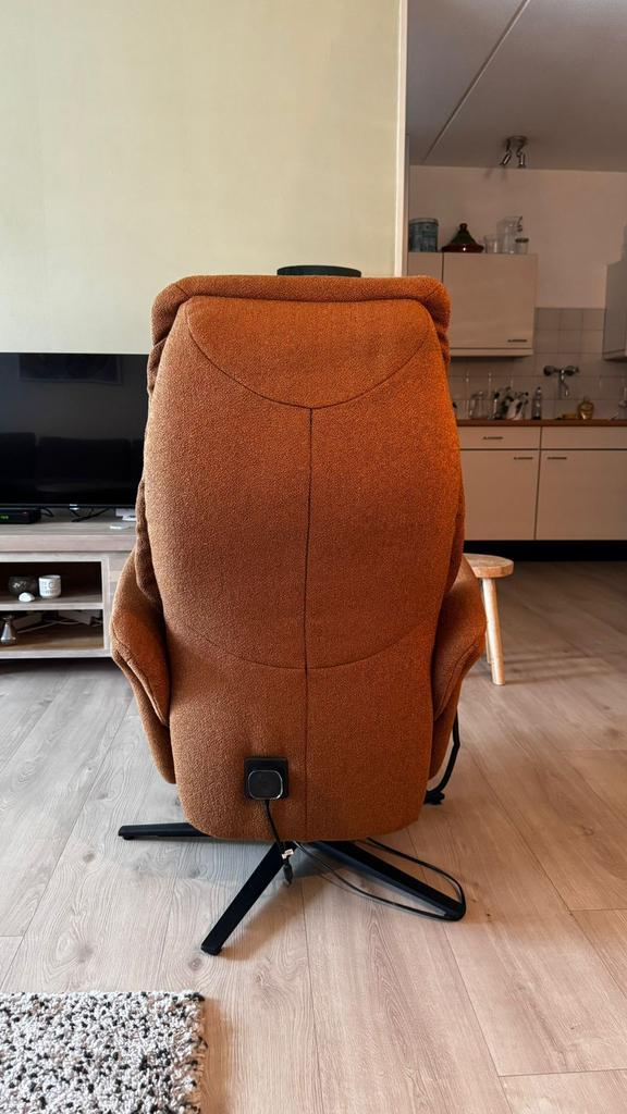 Schitterende sta-op stoel zgan, Ophalen, 75 tot 100 cm, Zo goed als nieuw, Stof