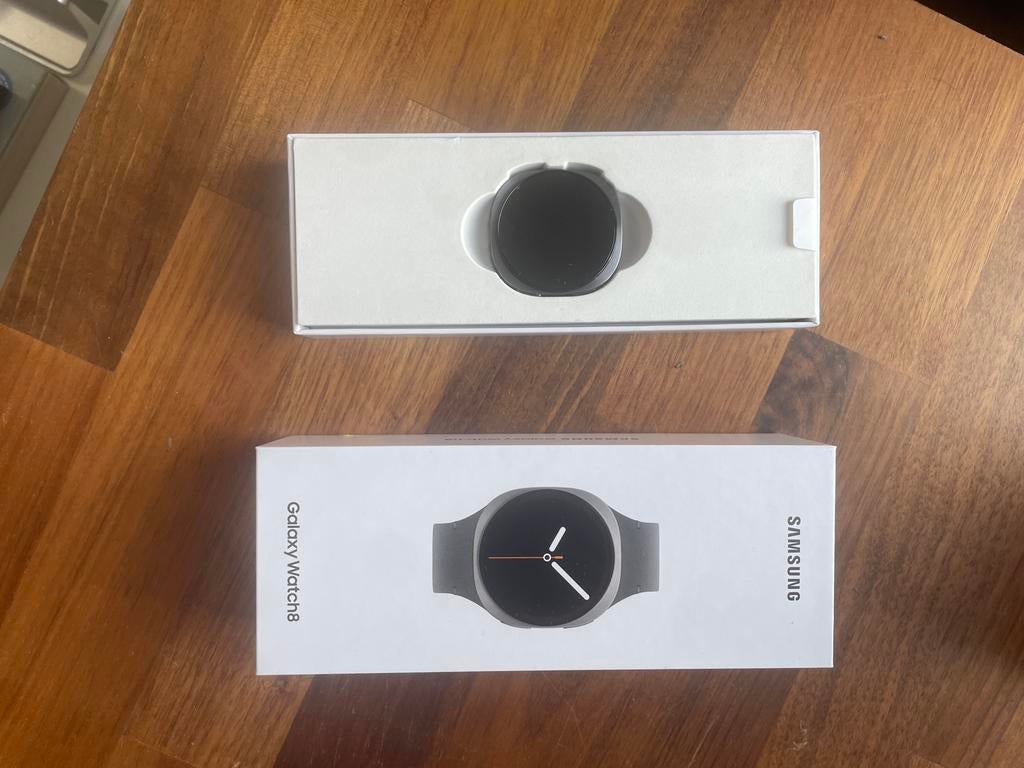 Samsung galaxy watch 8 LTE nieuw, Ophalen of Verzenden, Zo goed als nieuw, Zwart, Android