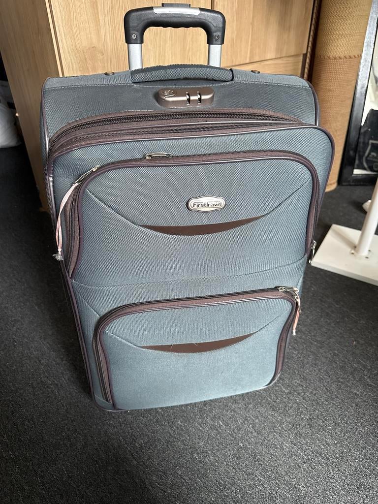 First Travel Koffer - Handig en Ruim, 40 tot 60 cm, 30 cm of meer, Gebruikt, Ophalen of Verzenden