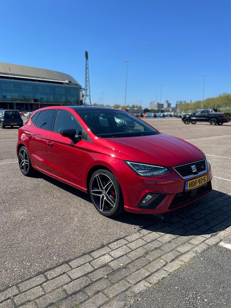 Seat Ibiza FR 1.0 TSI 115pk DSG/PANO/VOL!, Auto's, 1072 kg, Ibiza, 115 pk, Particulier
