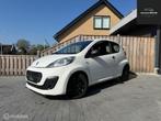 Peugeot 107 1.0 Black & Silver, Auto's, Voorwielaandrijving, Euro 5, Gebruikt, LED verlichting