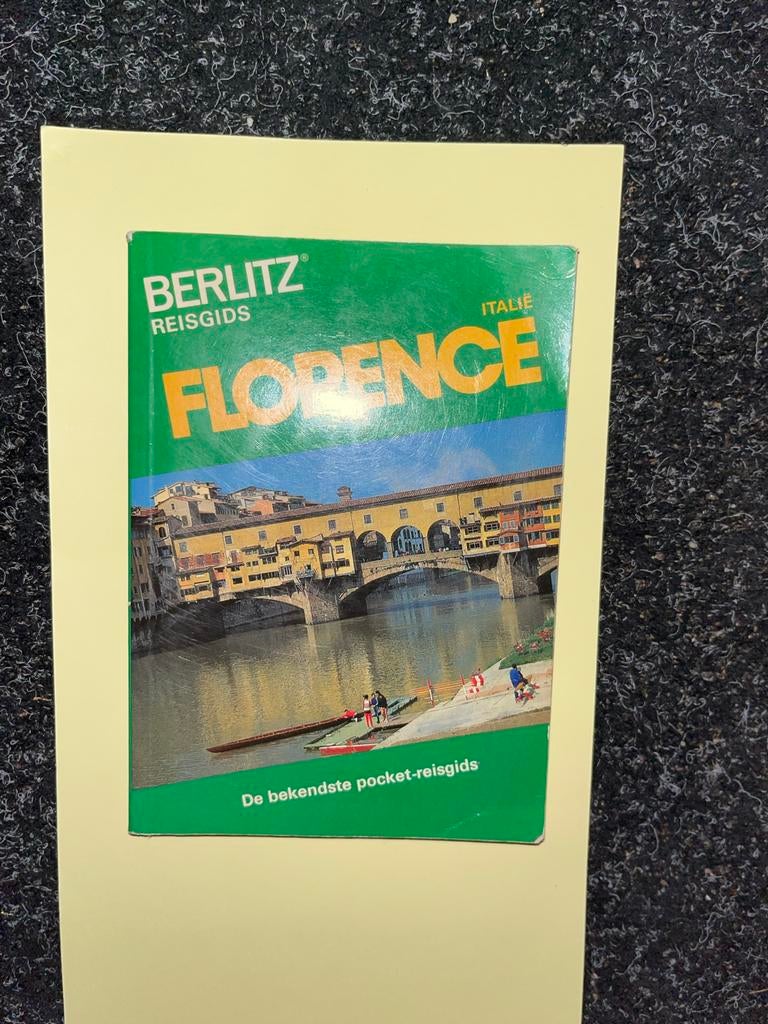 Berlitz Reisgids Florence Italië, Ophalen of Verzenden, Zo goed als nieuw, Europa, Reisgids of -boek