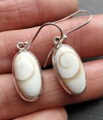 Shiva eye oorbellen, Hangers, Verzenden, Wit, Nieuw