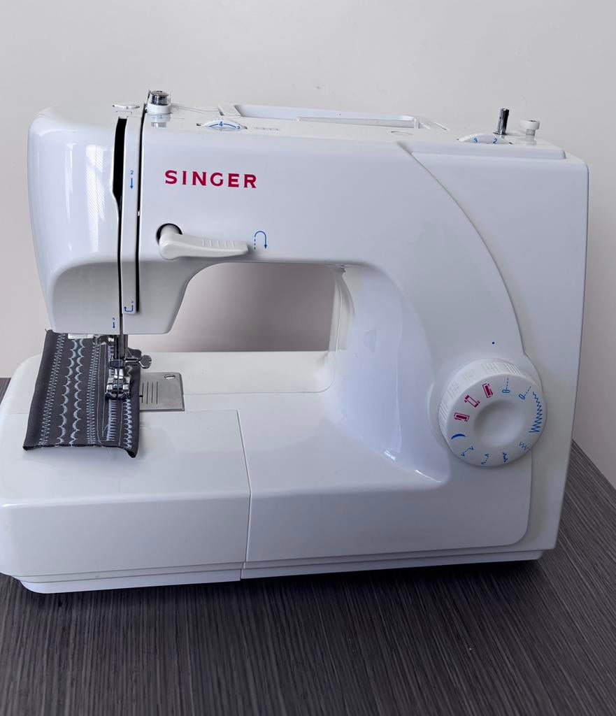 Singer naaimachine incl. Onderhoudsbeurt, Ophalen, Zo goed als nieuw, Naaimachine, Singer