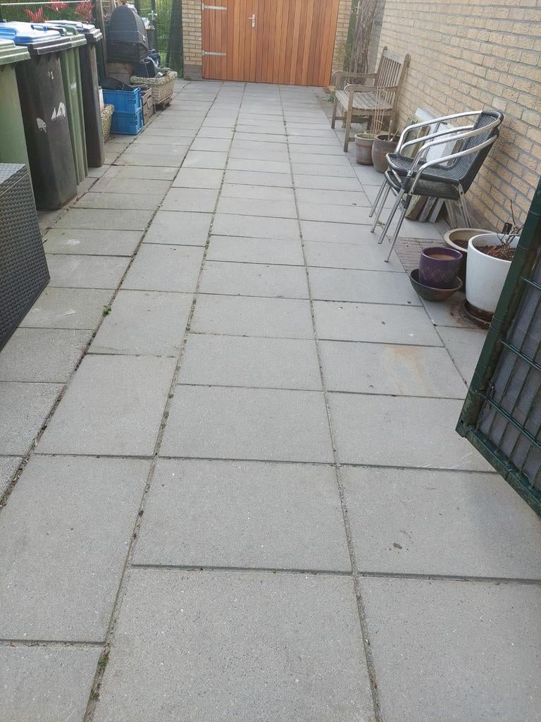 Betontegels plm 55 stuks gratis, Tuin en Terras, Tegels en Klinkers, Ophalen of Verzenden, Gebruikt, Beton, Terrastegels