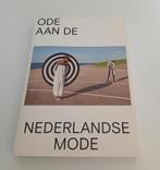 Madelief Hohé red. Ode aan de Nederlandse mode., Ophalen, Zo goed als nieuw