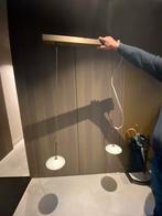 Verfijnde hanglamp met 2 glazen kapjes - 70cm plafondbalk, Ophalen of Verzenden, Gebruikt, Glas, 50 tot 75 cm