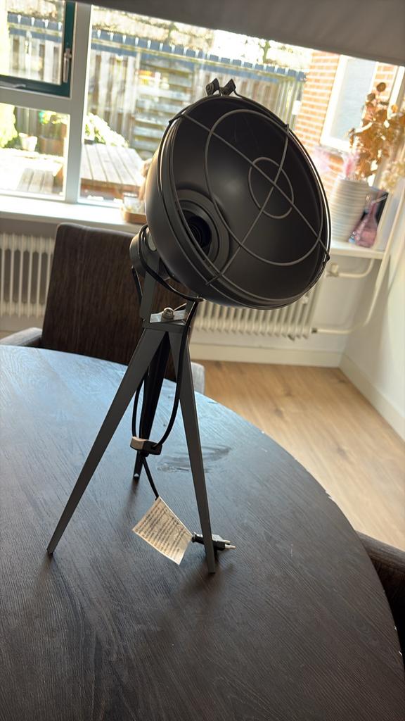 Stoere industriële tafellamp - Zwart metaal, Huis en Inrichting, Lampen | Tafellampen, Zo goed als nieuw, Minder dan 50 cm, Metaal