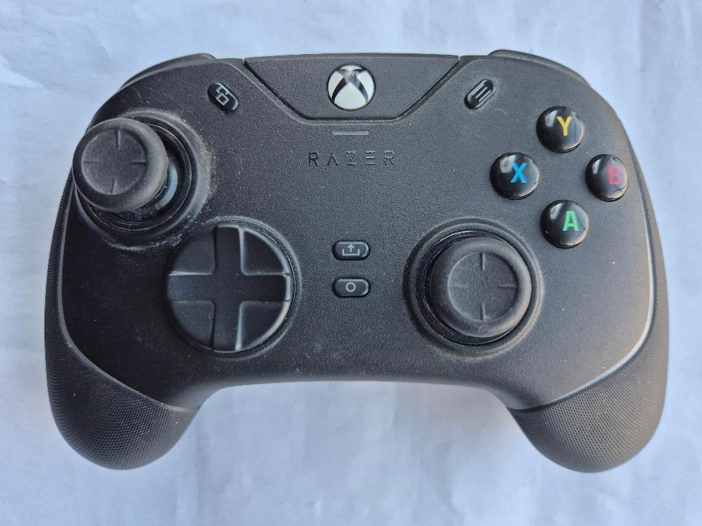 razer WOLVERINE CHROMA, Spelcomputers en Games, Avontuur en Actie, 1 speler, Ophalen of Verzenden, Zo goed als nieuw