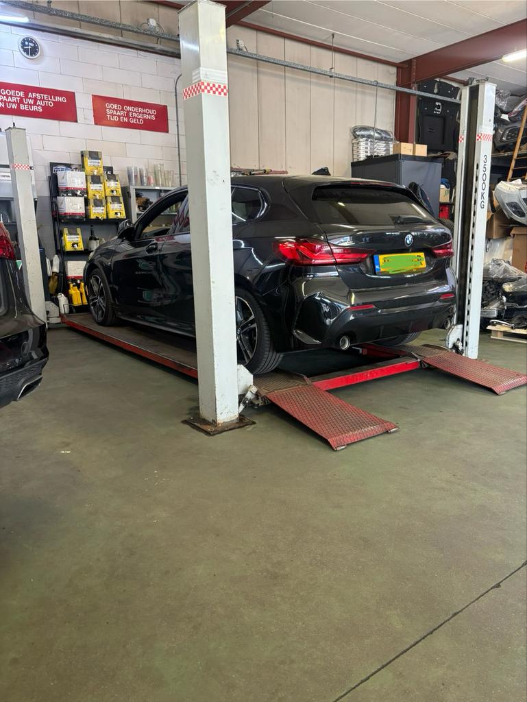 Autec 3500KG 4 koloms hefbrug voor garage, Auto diversen, Autogereedschap, Ophalen of Verzenden, Gebruikt