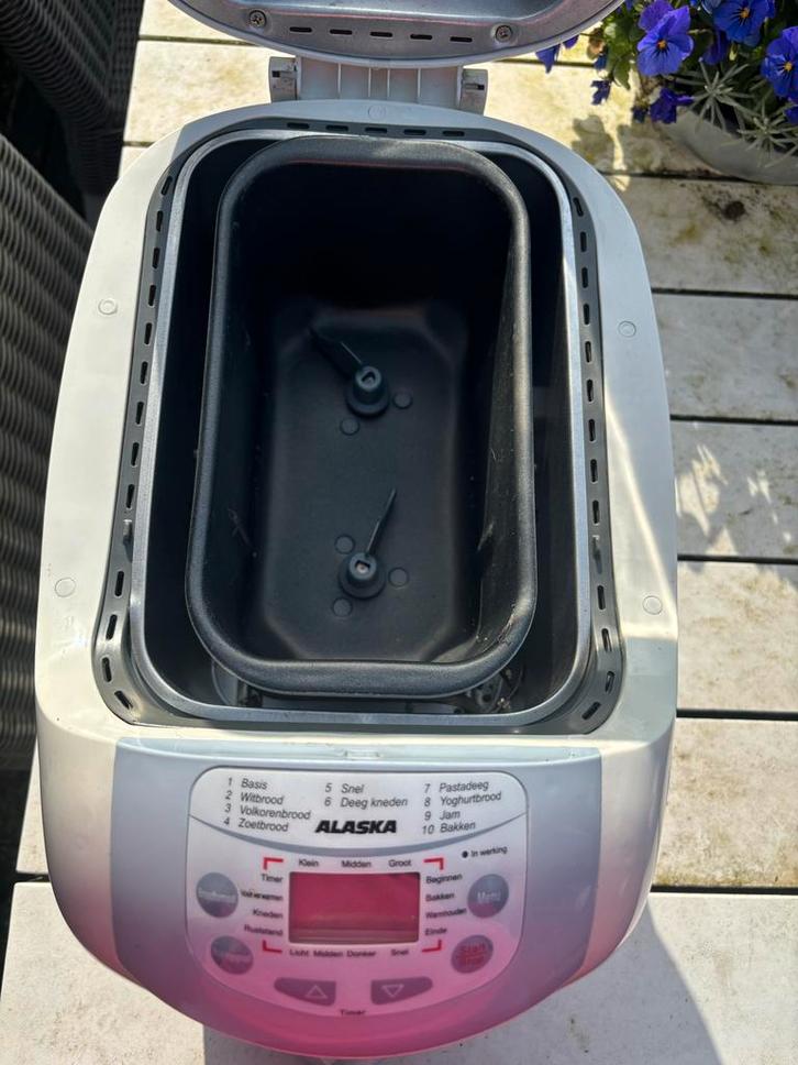 Alaska Broodbakmachine - Vers Brood in Eigen Keuken, Witgoed en Apparatuur, Broodbakmachines, Gebruikt, Met timer, 800 tot 1200 gram deeg