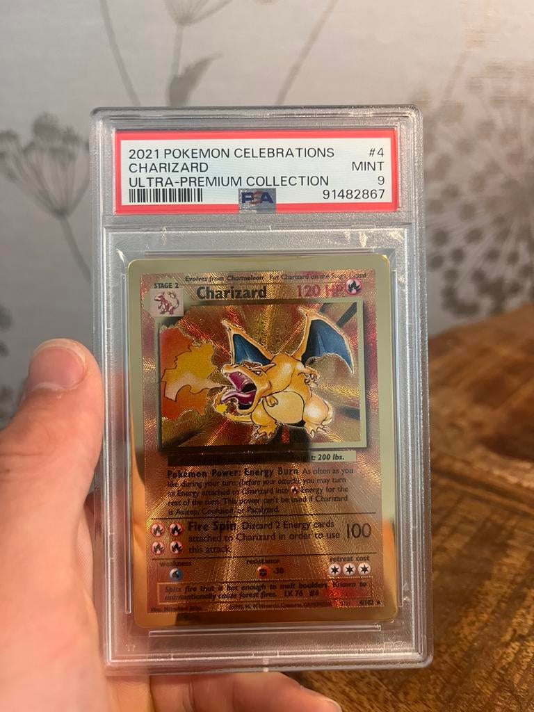 Pokemon TCG - Metal Charizard #4 PSA 9 (Celebrations), Ophalen of Verzenden, Nieuw, Losse kaart, Foil
