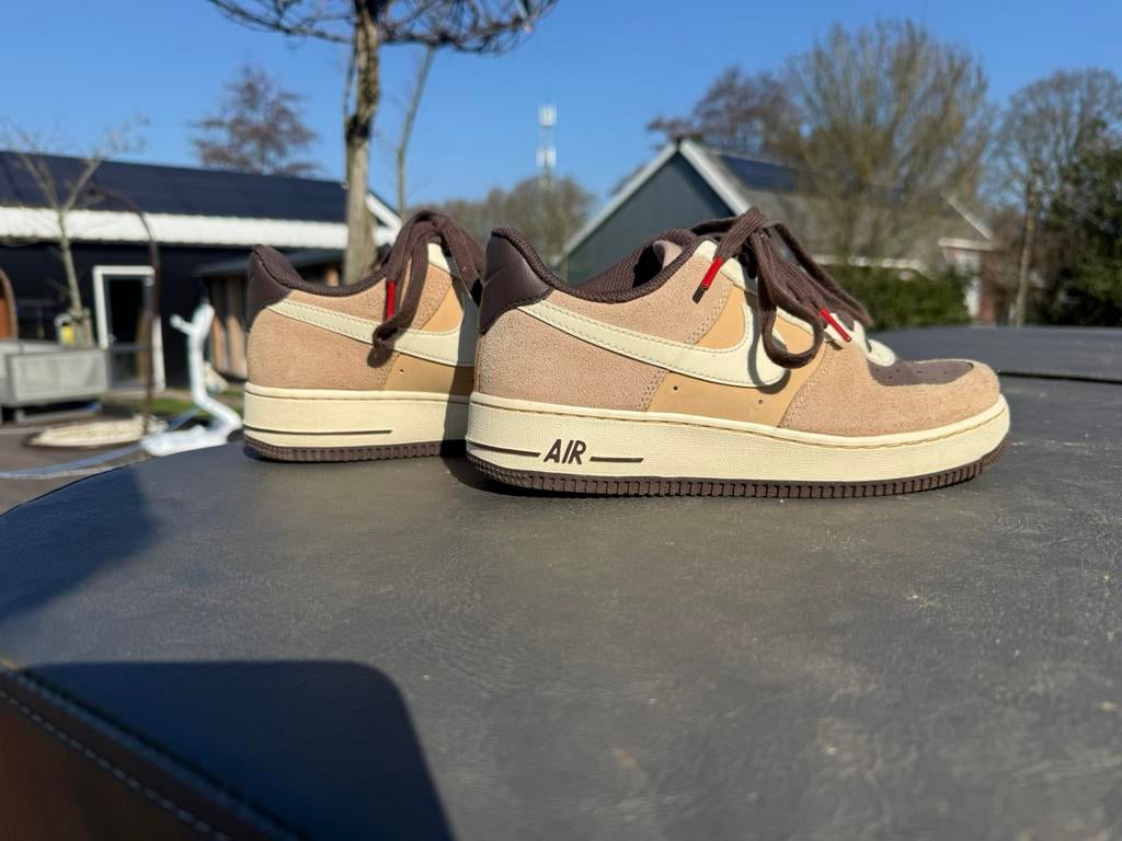 Nike air force 1, Kleding | Dames, Schoenen, Bruin, Ophalen of Verzenden, Sneakers of Gympen, Gedragen