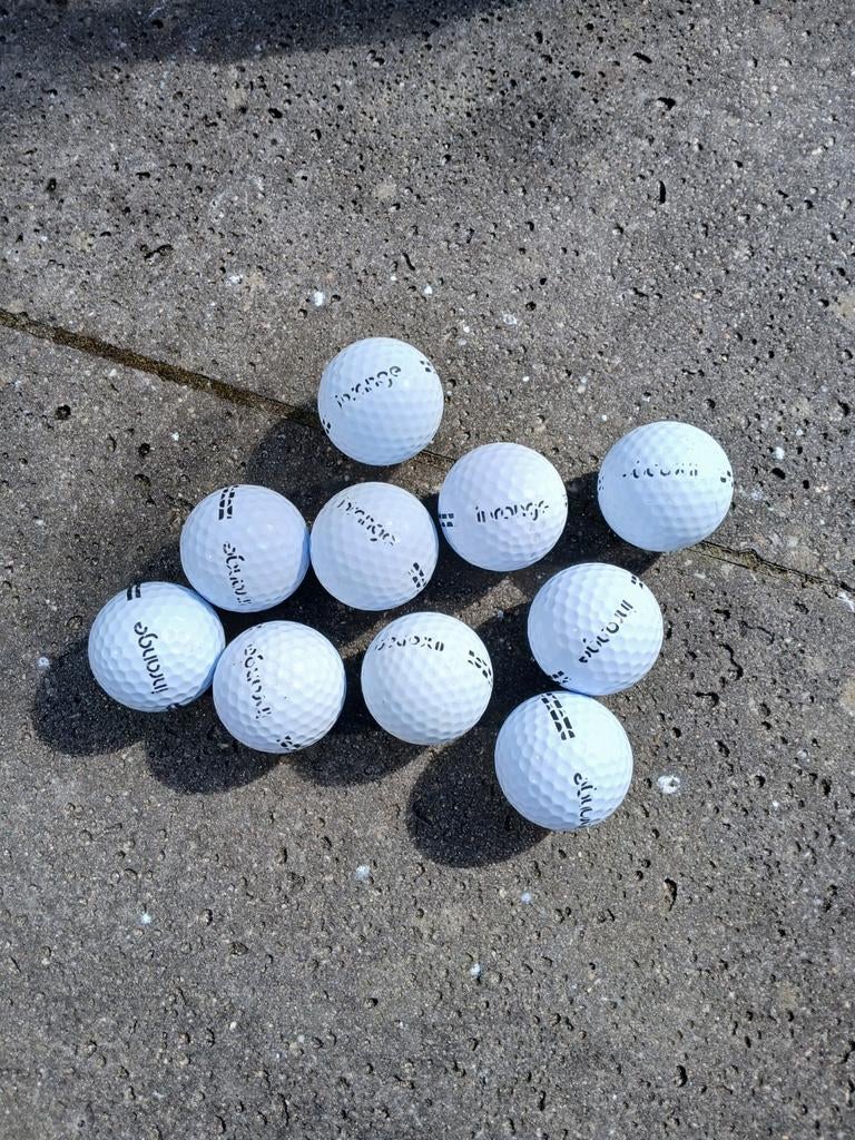 10 zwarte proffesionele golfballen, Sport en Fitness, Golf, Ophalen, Gebruikt, Bal(len), Overige merken