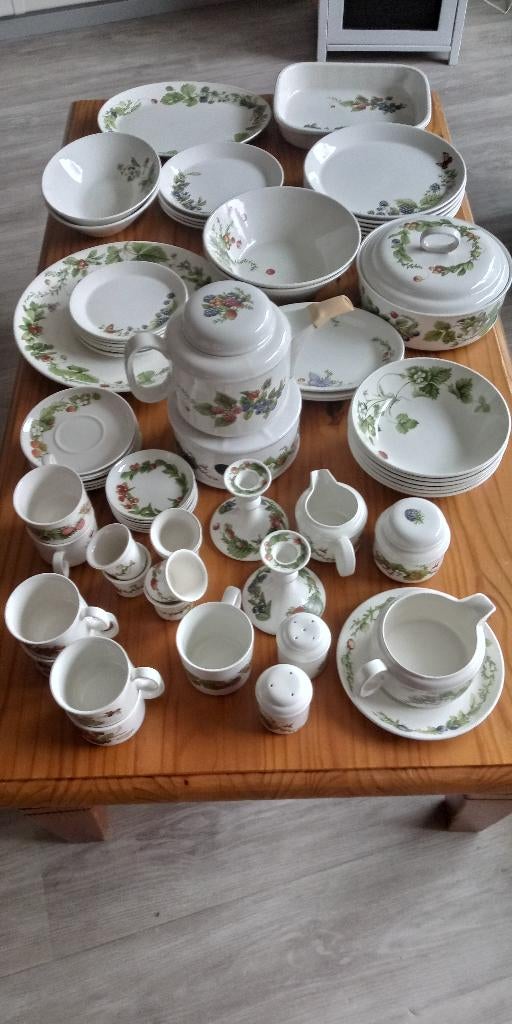 servies Marjolein Bastin (libelle), Ophalen, Gebruikt, Overige typen, Wedgwood