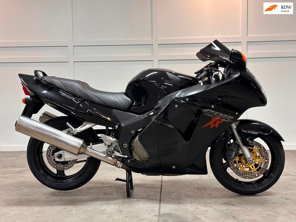 Honda Sport CBR 1100XX S Blackbird Goed Onderhouden, Motoren, Motoren | Honda, Honda, 1137 cc, Statenweg 1
1213 RB  Hilversum, NL