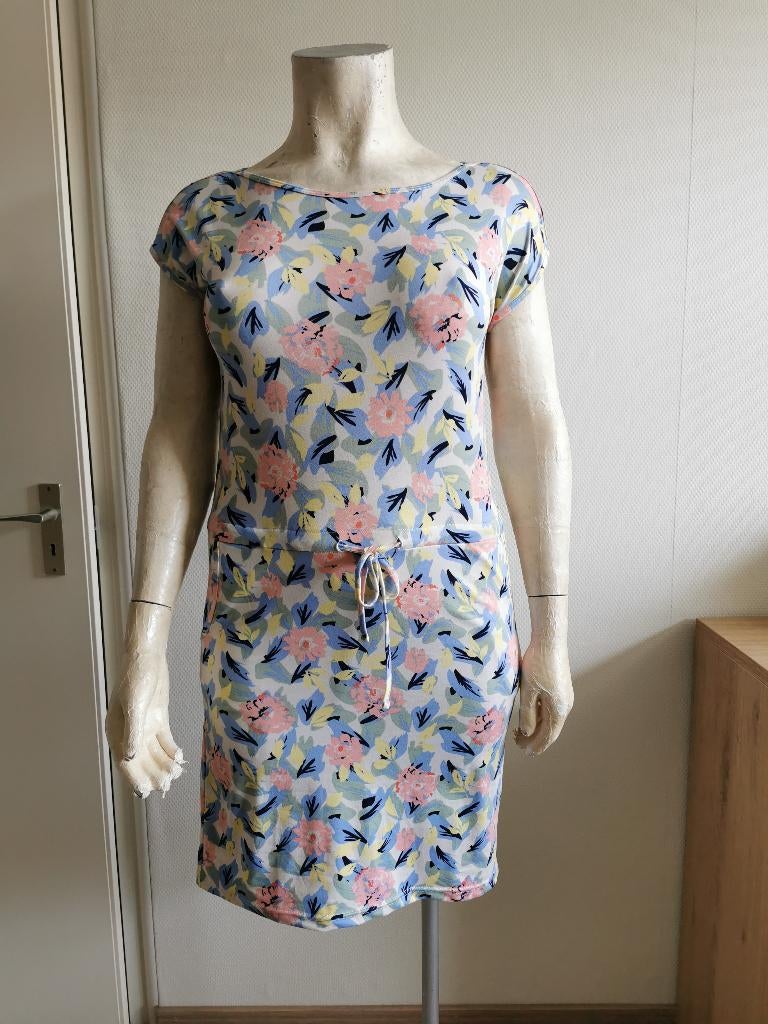 97 .. zgan jurk maat 44, Ophalen of Verzenden, Zo goed als nieuw, Overige kleuren, Jurk