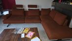 Prominent stoffen hoekbank - oranje/roestbruin, Huis en Inrichting, Banken | Bankstellen, Ophalen, 250 tot 300 cm, Gebruikt, Hoekbank