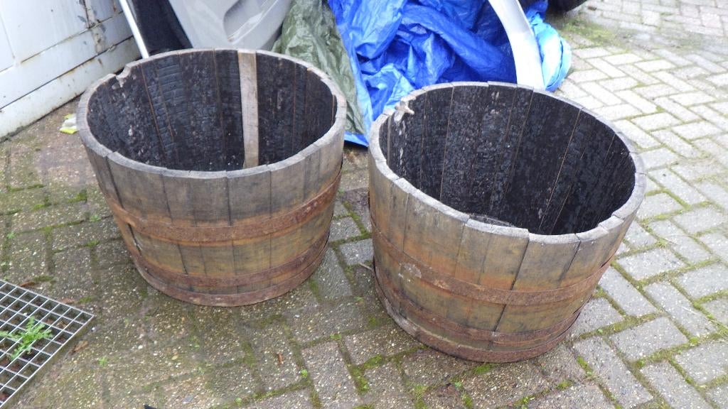 houten wijnvaten bloembakken, Tuin en Terras, Bloembakken en Plantenbakken, Ophalen of Verzenden, Gebruikt, Rond, Hout