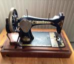 Antieke Singer Naaimachine met Houten Koffer, Antiek en Kunst, Antiek | Naaimachines, Ophalen