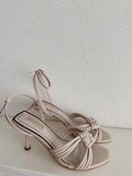 Gaudi leather heel sandals, Kleding | Dames, Beige, Zo goed als nieuw, Gaudi, Sandalen of Muiltjes
