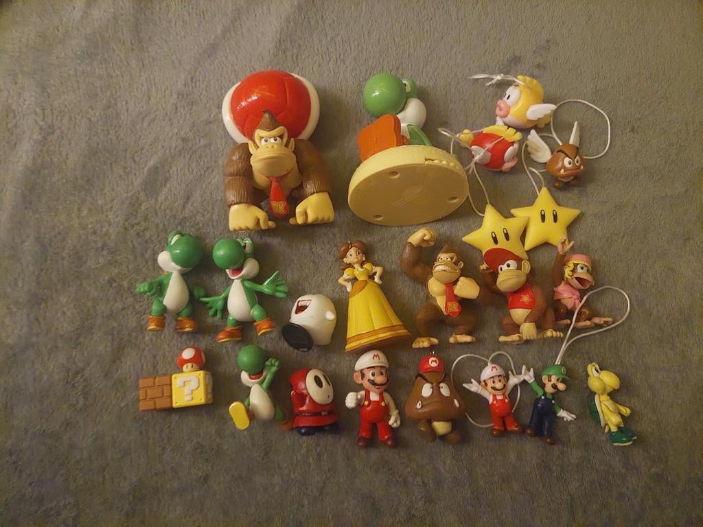 Super Mario figuren Vintage en nieuwer, Ophalen of Verzenden, Zo goed als nieuw