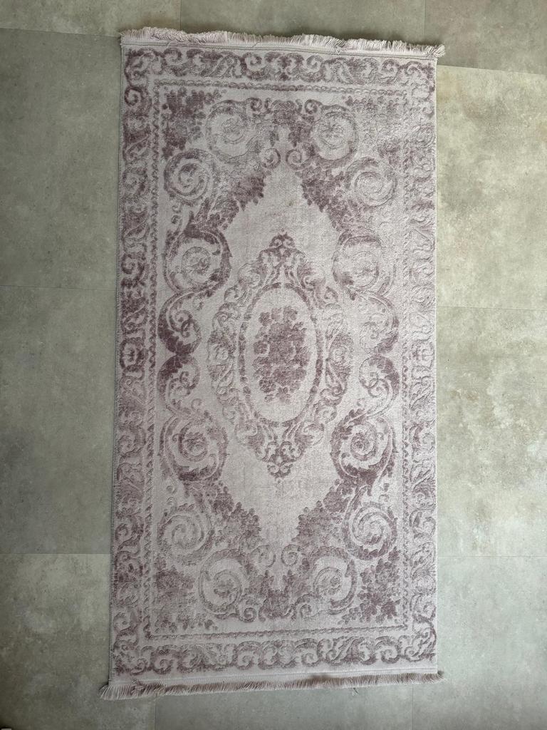 Loper Stijlvolle oudroze vloerkleed (80x150 cm, Huis en Inrichting, Stoffering | Tapijten en Kleden, 100 tot 150 cm, Zo goed als nieuw