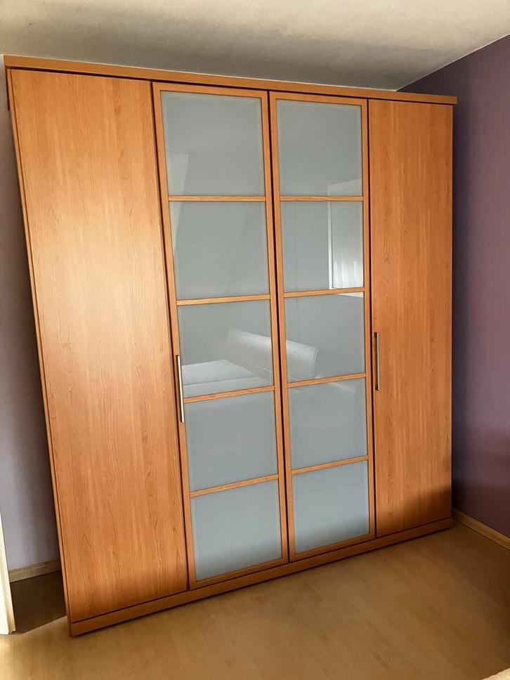 Kledingkast gratis ophalen, Huis en Inrichting, Kasten | Kledingkasten, Gebruikt, 200 cm of meer, 150 tot 200 cm, 50 tot 75 cm