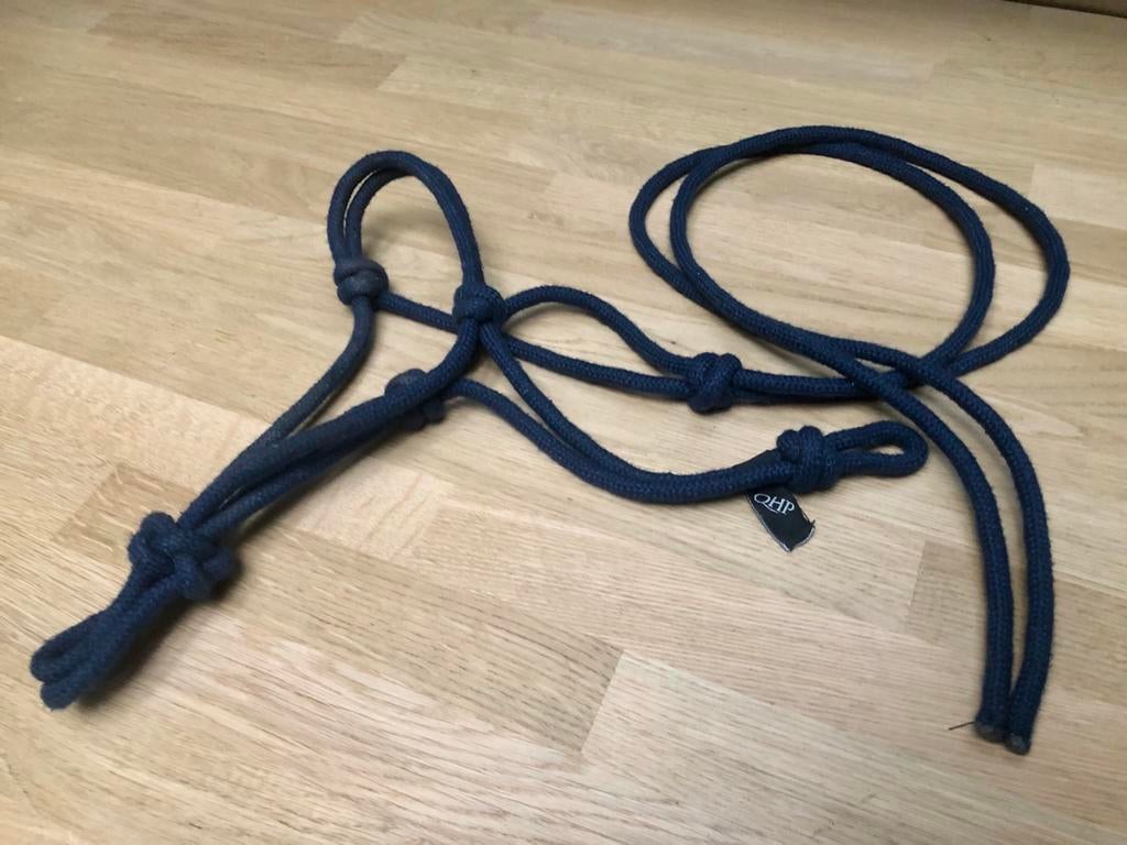 Donkerblauw touwhalster voor pony van QHP, Dieren en Toebehoren, Paarden en Pony's | Overige Paardenspullen, Ophalen of Verzenden
