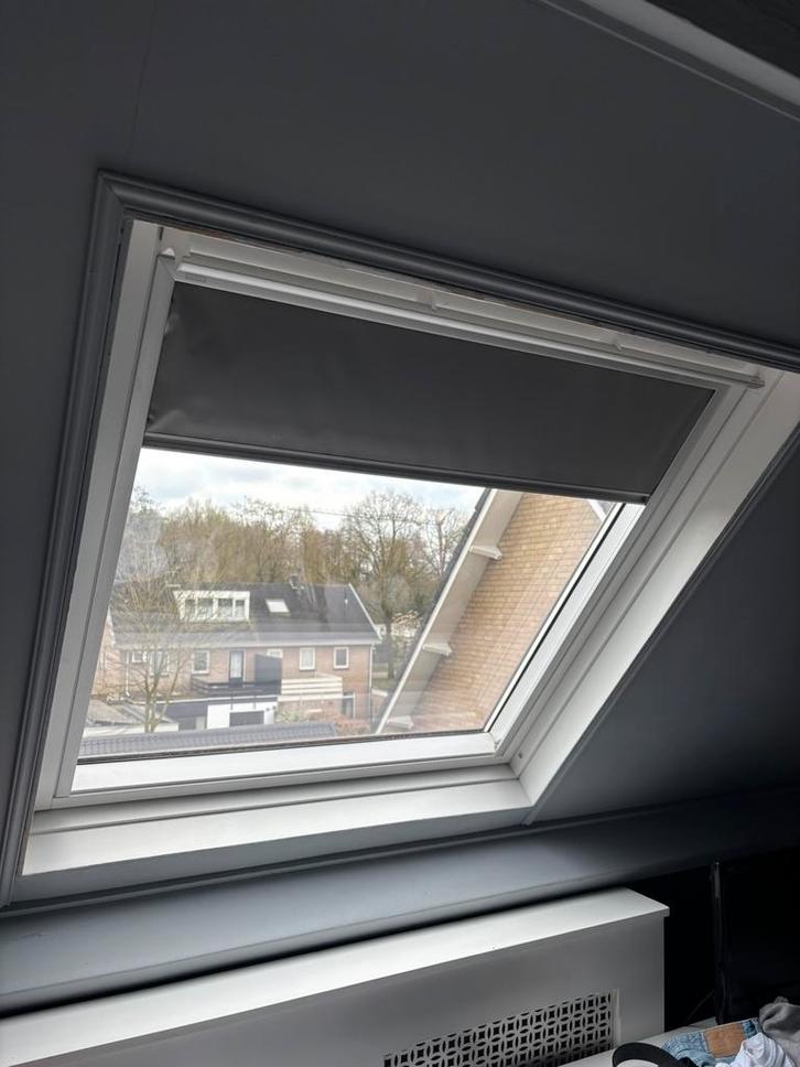 Velux dakraam (114x118 cm) + Evt zonwering – €1195,- all in!, Doe-het-zelf en Verbouw, Glas en Ramen, Nieuw, Dakraam, 160 cm of meer