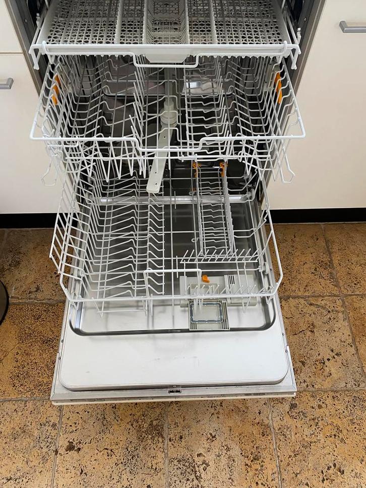Miele vaatwasmachine, inbouw., Witgoed en Apparatuur, Vaatwasmachines, Gebruikt, Inbouw, Minder dan 85 cm, Ophalen