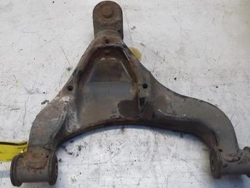 Draagarm links-voor van een Volkswagen LT beschikbaar voor biedingen