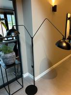 VT Wonen Vloerlamp Orion 2 Lichts Zwart, Huis en Inrichting, Lampen | Vloerlampen, Ophalen, Zo goed als nieuw, 150 tot 200 cm