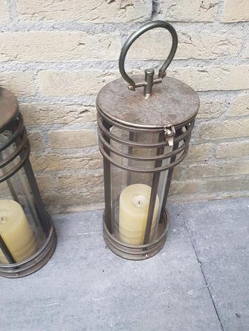 Antiek lamp  beschikbaar voor biedingen