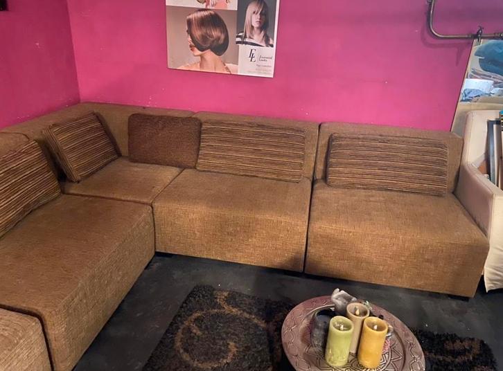 Mooie, goed onderhouden bank te koop!, Huis en Inrichting, Banken | Bankstellen, Zo goed als nieuw, Hoekbank, Vierpersoons of meer