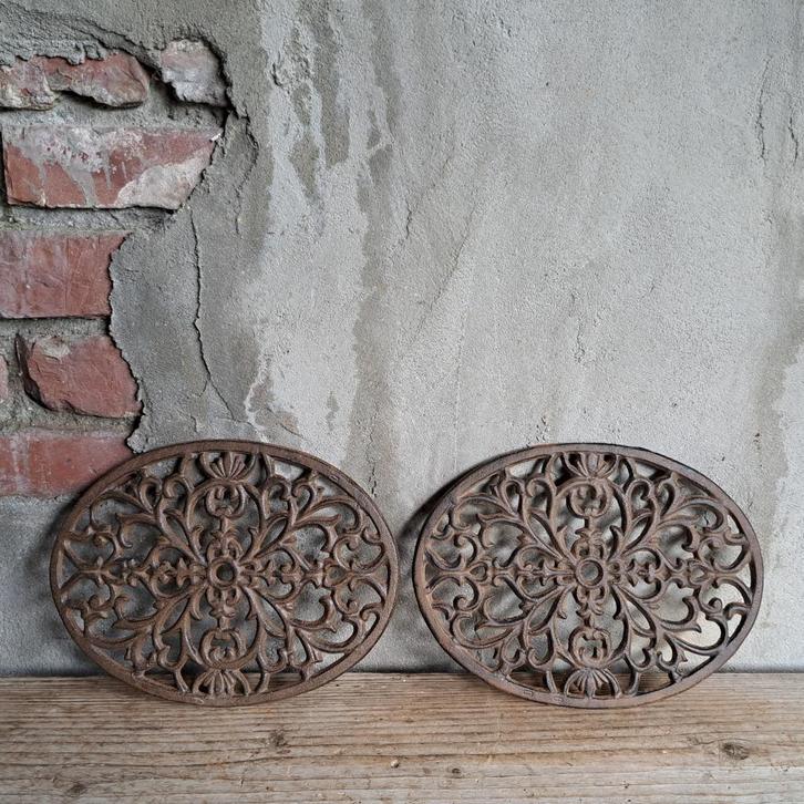 1x Ovale gietijzeren onderzetter 24x18cm *Etage3*, Huis en Inrichting, Woonaccessoires | Overige, Zo goed als nieuw, Ophalen of Verzenden