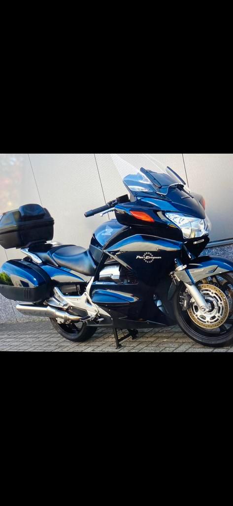 Honda ST 1300 Paneuropean, Motoren, Motoren | Honda, Particulier, Toermotor, meer dan 35 kW, 4 cilinders, Motorrijbewijs A, ABS