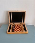 Vintage houten reis schaakspel uit de Sovjet-Unie schaken, Vintage, Gebruikt, Een of twee spelers, Vintage