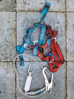 Valbeveiliging. Twee sets van harnas met vallijn., Ophalen of Verzenden